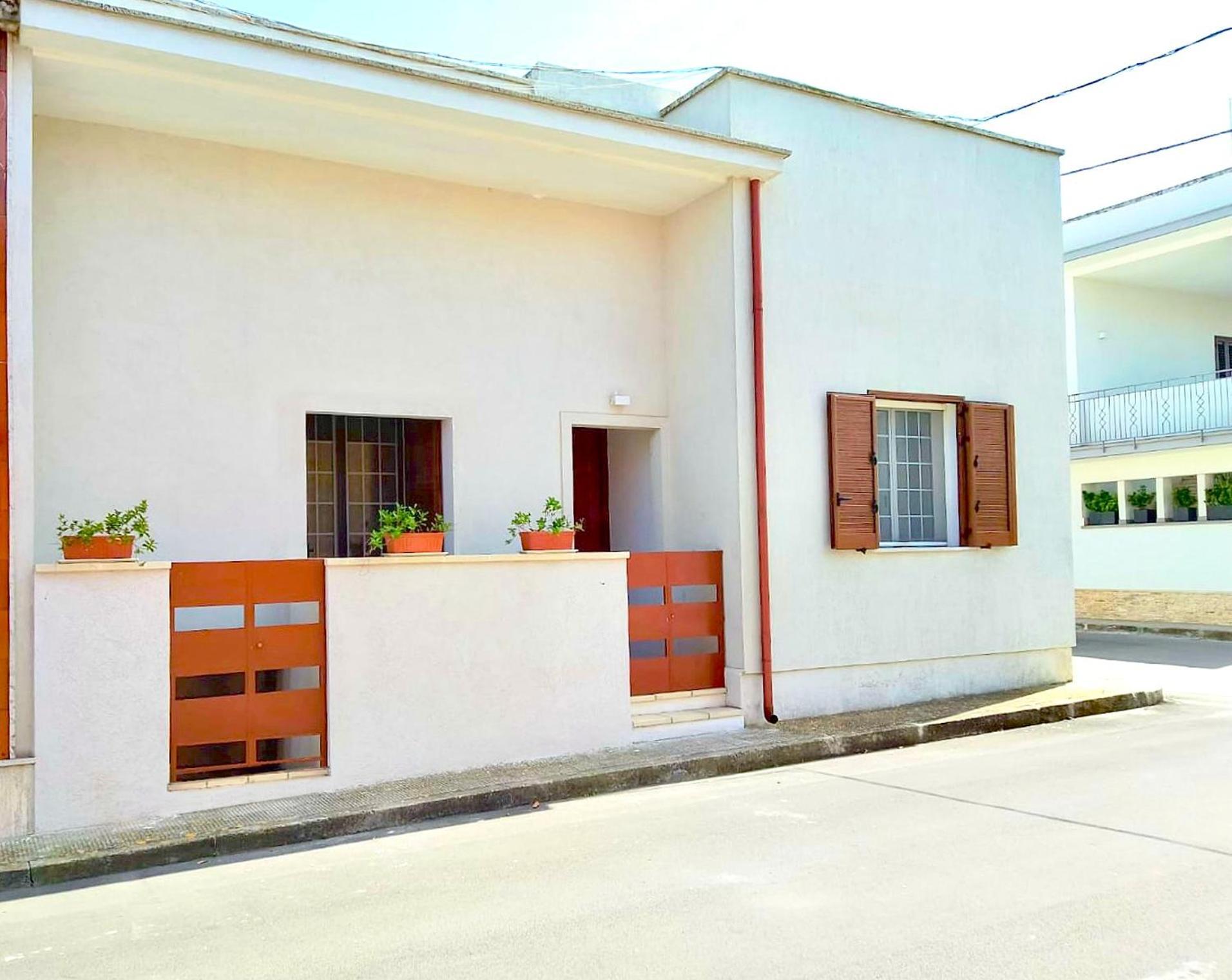 Casa Vacanze Patrizia Botrugno Exterior photo